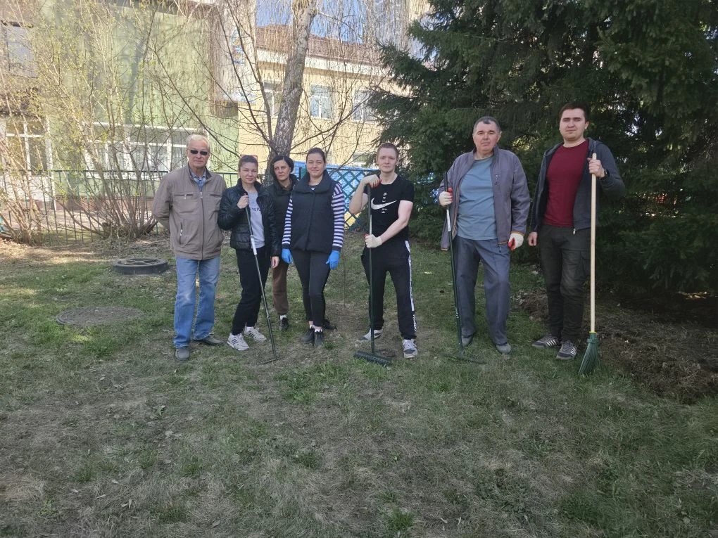 Субботник в МТУ Ространснадзора по СФО: наводим порядок вместе!